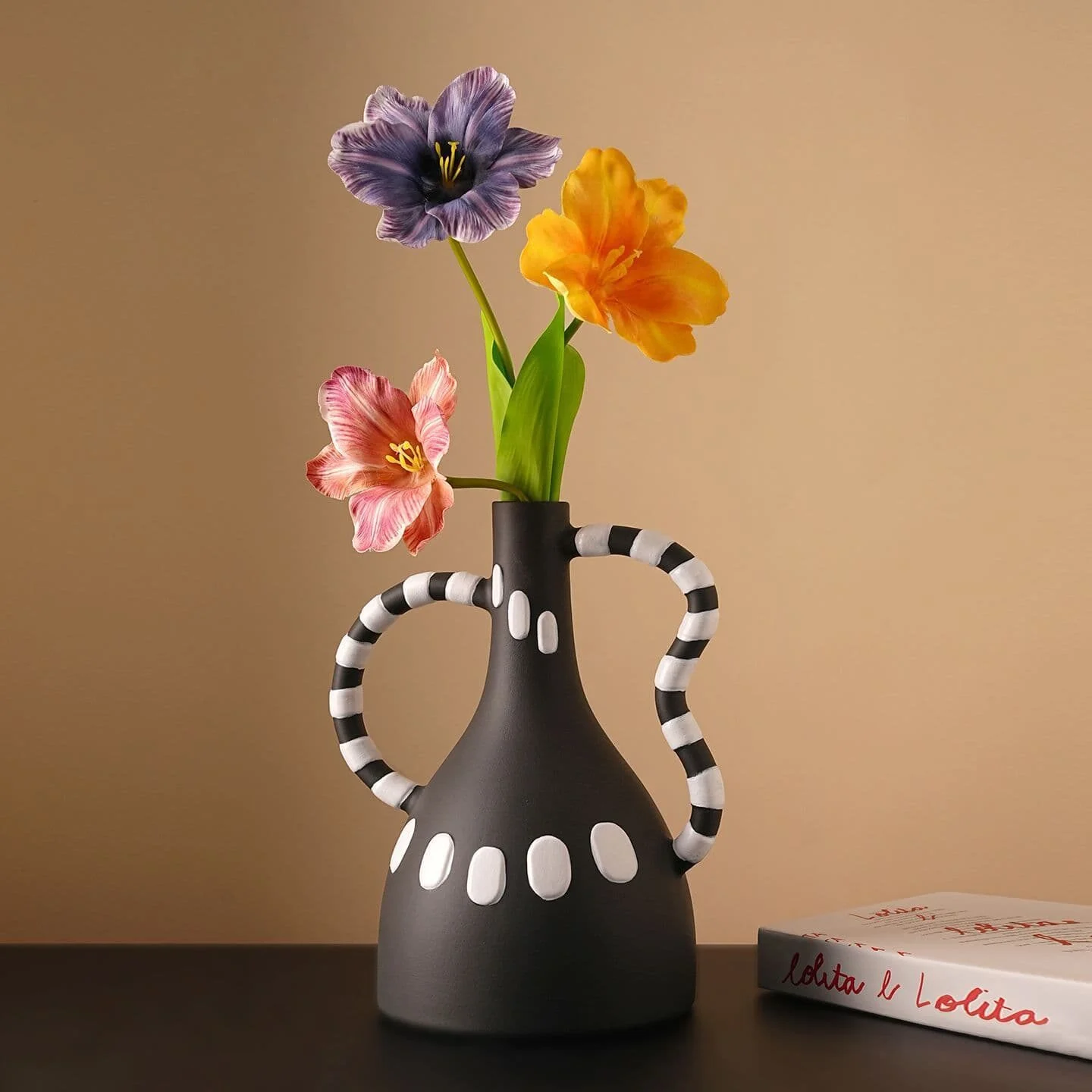 Black & White Polka Dot Ceramic Vase Set (5)