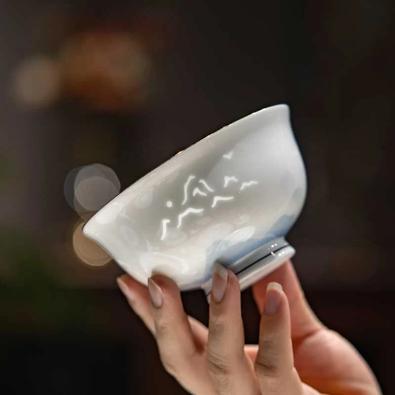 Blue And White Delicate Porcelain Tableware Set (4)