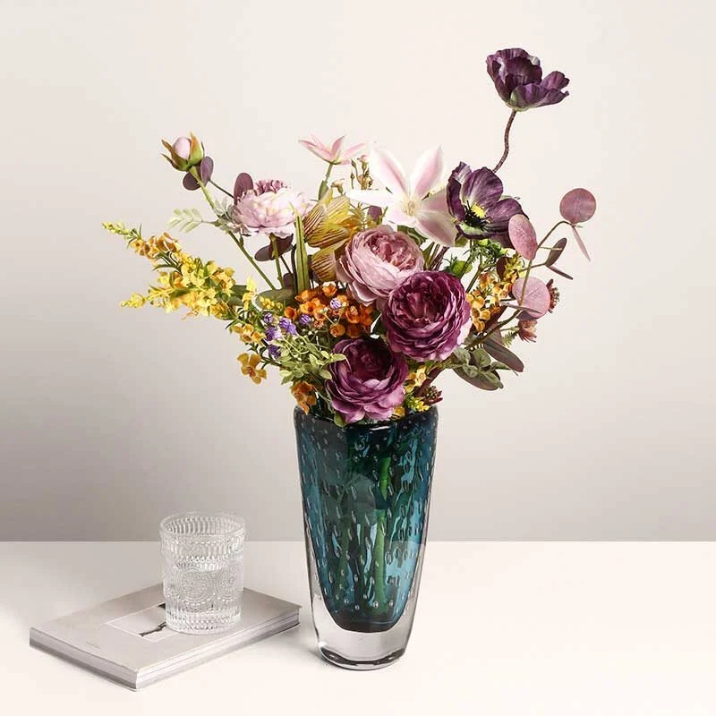 Clarity Cup Glass Vase (1)