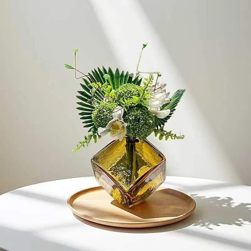 Cube Shaped Glass Vase (2)