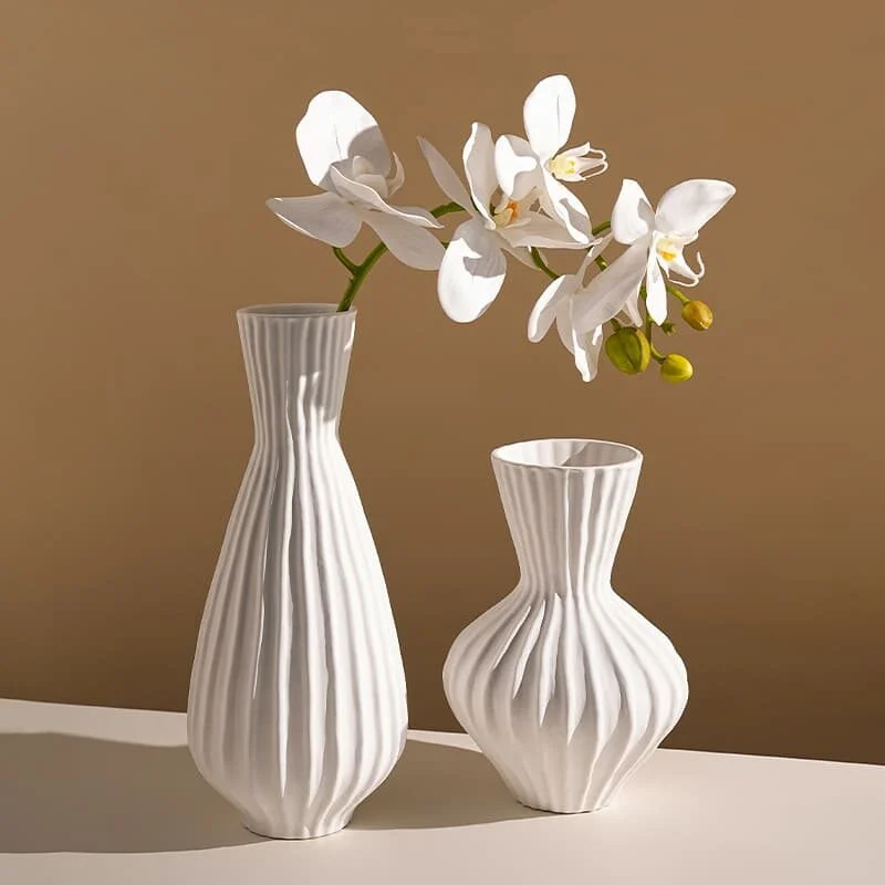 Gourd Shaped Ceramic Vase With Shell Texture (1)
