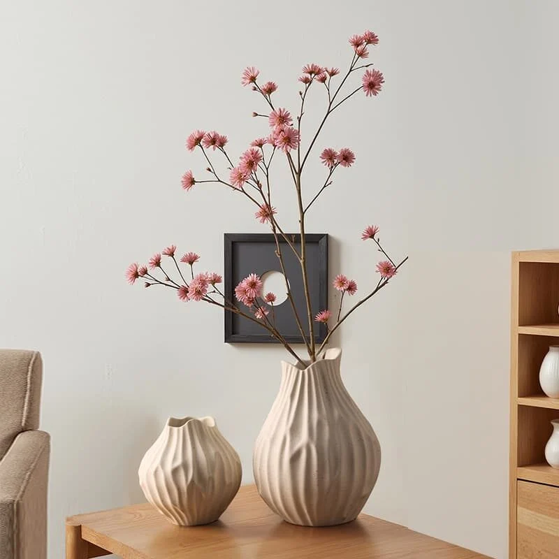 Haku Wabi Sabi Small Round Belly White Ceramic Vase (1)