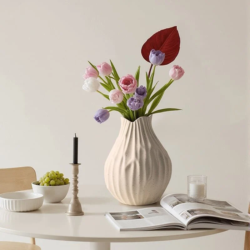 Haku Wabi Sabi Small Round Belly White Ceramic Vase (5)