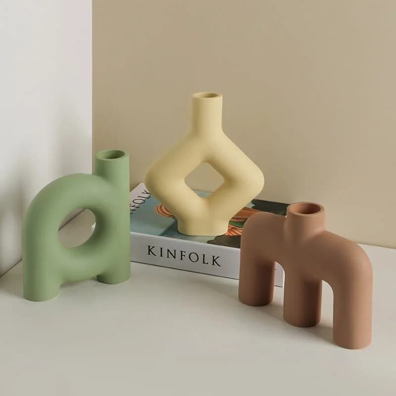 Matte Creamy Letter Ceramic Vase – Morandi Color Collection (1)