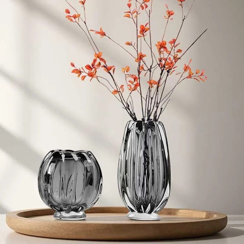Minimal Vertical Ridge Glass Vase (5)