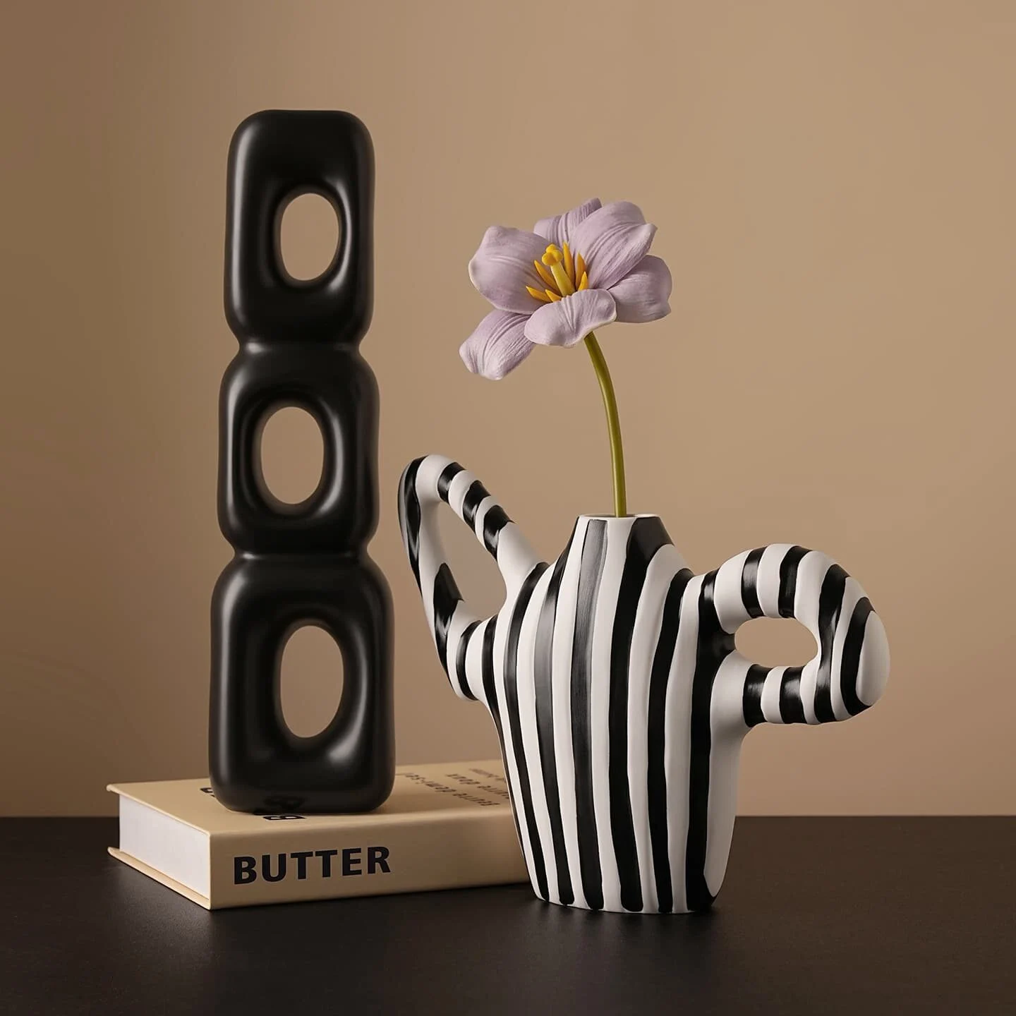 Monochrome Duo Ceramic Vase Set – Black & White Striped Design (2)