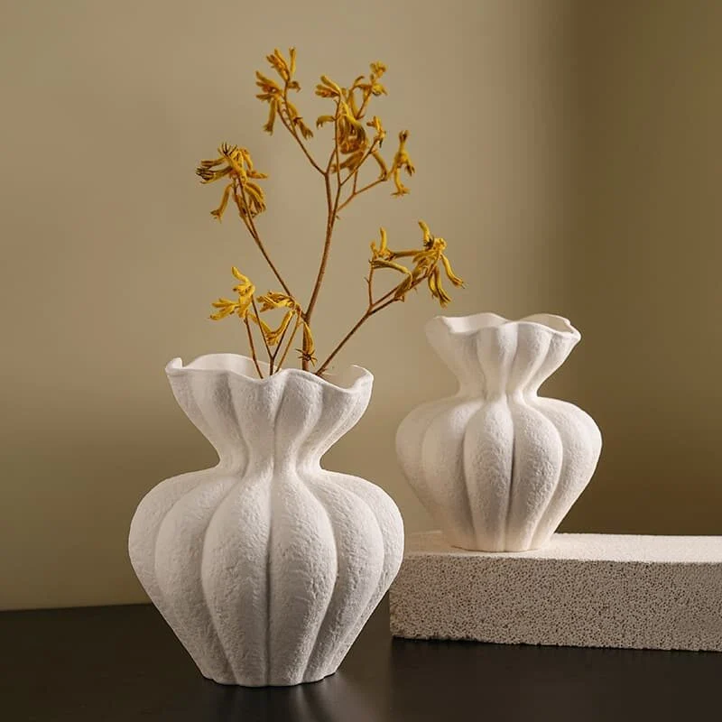 Pocket Shaped Mini Ceramic Vase (2)