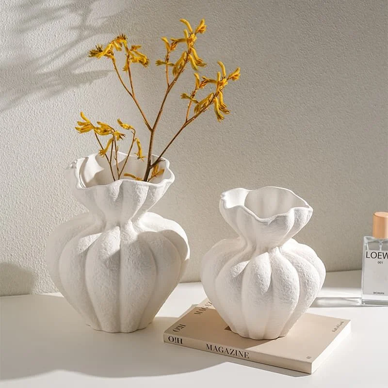 Pocket Shaped Mini Ceramic Vase (3)