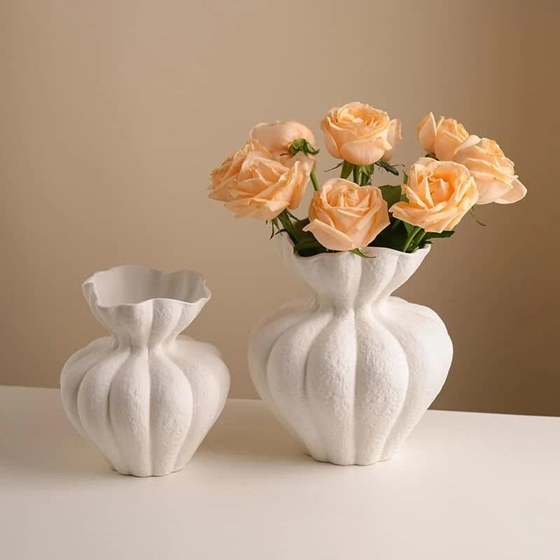 Pocket Shaped Mini Ceramic Vase – Modern Elegant Décor (3)