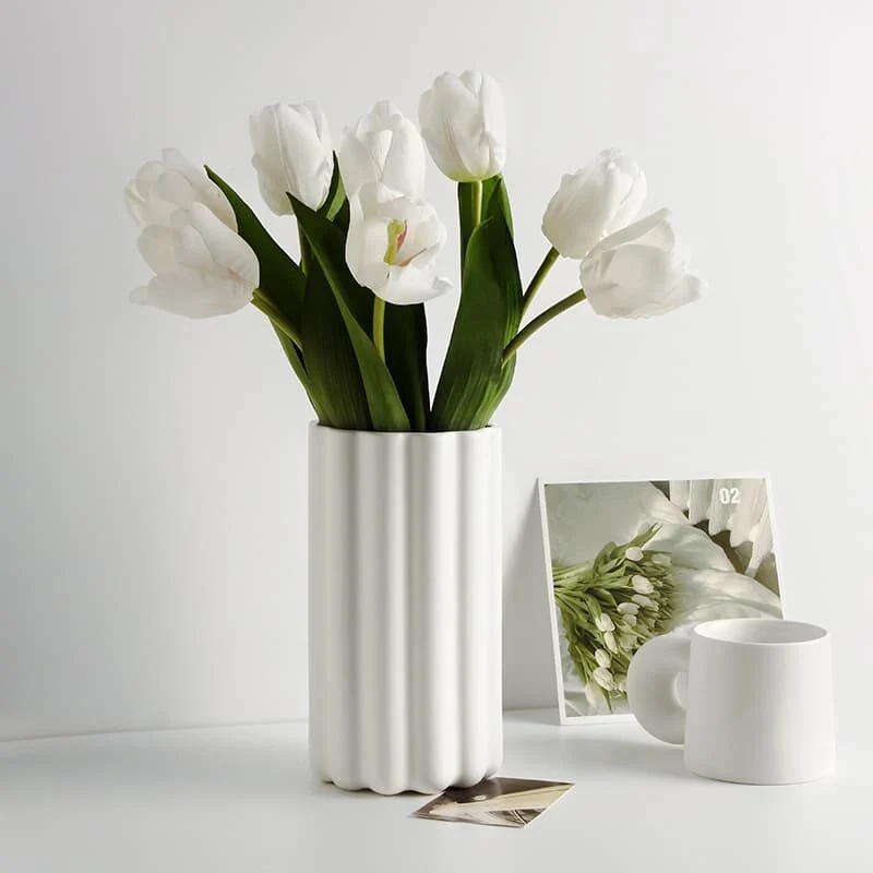 Roman Column Ribbed Ceramic Vase – Modern Elegant Décor (2)