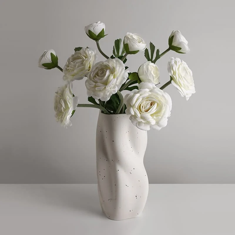 Twist Texture Ceramic Vase – Modern Sculptural Home Décor (2)