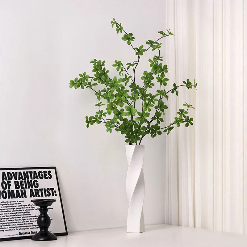 Twisted Square Ceramic Vase – Modern Geometric Design (4)