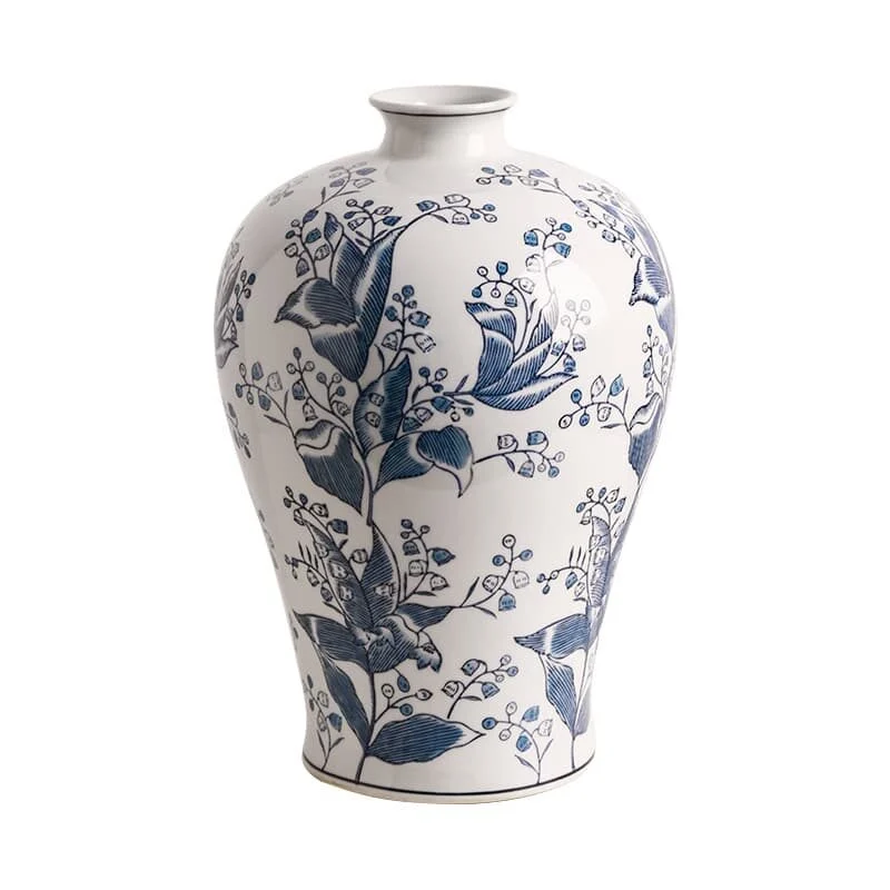 Vintage Blue & White Porcelain Vase – Classic Oriental Décor (5)