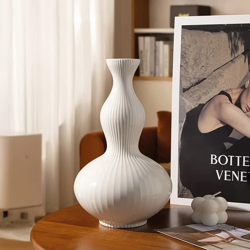 Zen Harmony Ceramic Vase – Oriental Minimalist Décor (4)